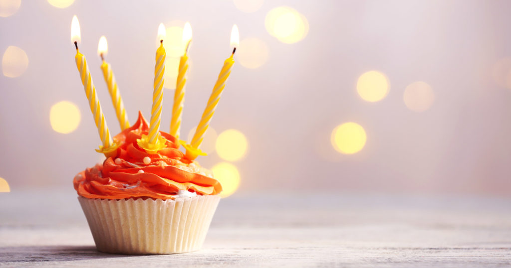 birthday cupcake